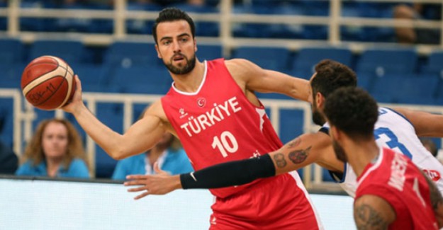 12 Dev Adam Hazırlık Turnuvasına Galibiyetle Veda Etti