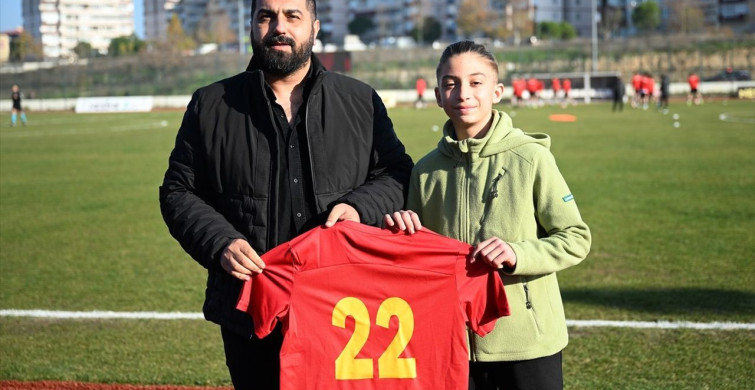 12 Yaşındaki Can Bartu'dan Edirnespor'a Destek