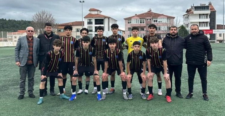 1299 Bilecikspor Kulübü U15 Ligi'nde Zirvede