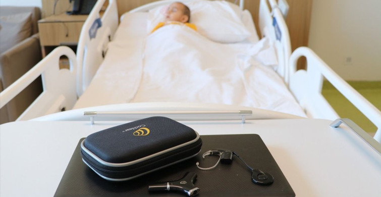 13 Aylık Hamza Tuğra İlk Kez Duyuyor