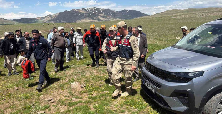 14 Yaşındaki Çocuk Kayalık Alandan Düşerek Yaralandı