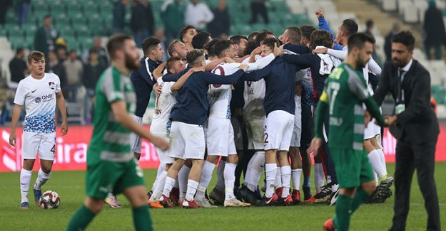 1461 Trabzon, Bursaspor’a Kupada Havlu Attırdı!