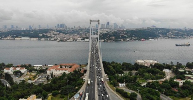 15 Temmuz Şehitler Köprüsü'nde Dur İhtarına Uymayan Şüpheli Araç Sahibi Yakalandı 