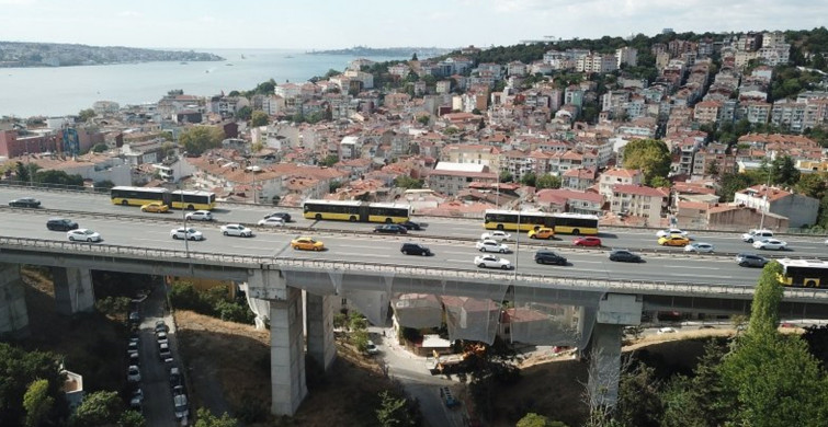 15 Temmuz Şehitler Köprüsü’nde Parça Koptu! İşte Görüntüler
