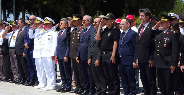 15 temmuz şehitleri şehitler abidesi’nde anıldı
