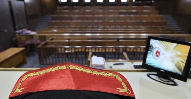 15 Temmuz Sıkıyönetim Mahkemesi'nde Adı Geçen Hakim ve Savcılara Ceza Yağdı!