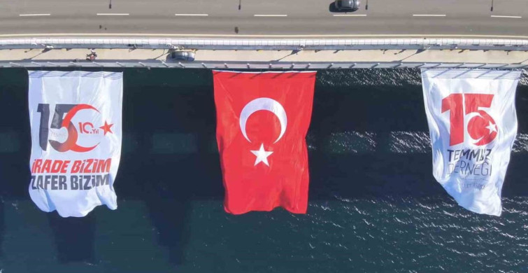 15 Temmuz’un 10’uncu yılı anısına Çanakkale Köprüsü’nde Türk bayrağı dalgalandırıldı