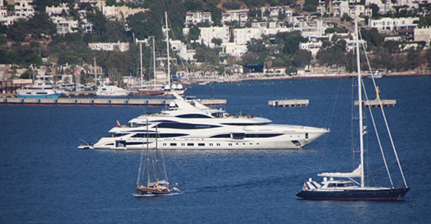 150 Milyon Dolarlık "Lionheart" Bodrum Açıklarında Görüntülendi