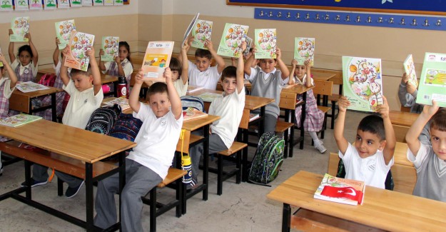 168 Milyon Ders Kitabı Ücretsiz Dağıtıldı