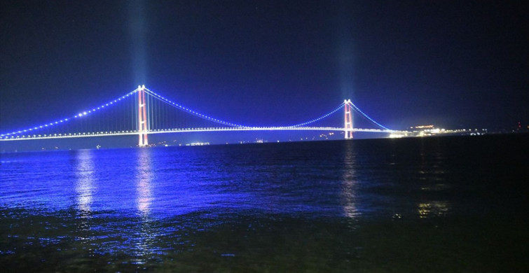 1915 Çanakkale Köprüsü Mavi Işıklarla Diyabet Günü'nü Kutladı