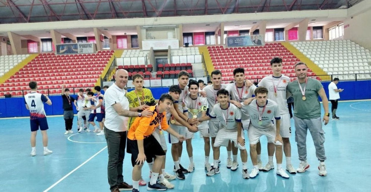 2. Küme Futsal Genç A Erkekler Turnuvası Sonuçlandı