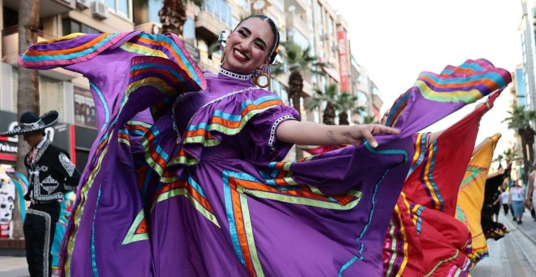 20. uluslararası halk dansları festivali kortejle başladı