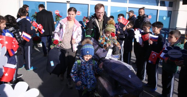 2018 Yılında 6 Milyon Rus Turist Türkiye'ye Geldi