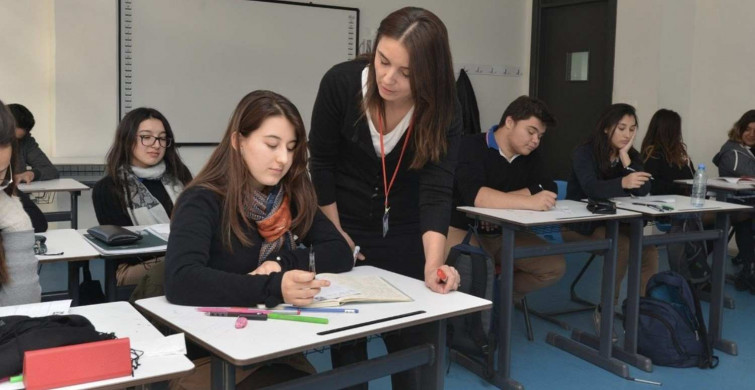 2022 Devamsızlıktan sınıfta kalma var mı, yok mu? Devamsızlıktan sınıfta kalınıyor mu, olacak mı? Lisede devamsızlıktan kalan öğrenciler...