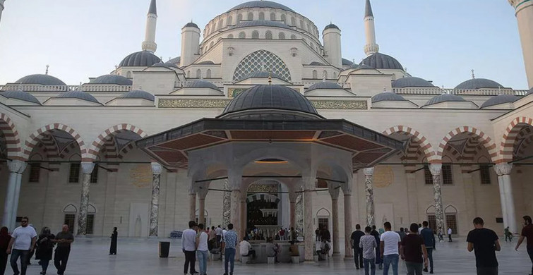 2022 Kurban Bayramı bayram namazı ne zaman? İl il bayram namazı saatleri