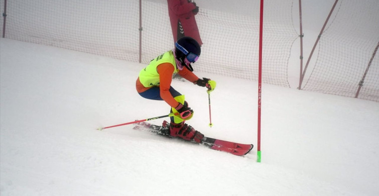 2023 Okul Sporları Alp Disiplini, Snowboard ve Kayaklı Koşu Şampiyonası Başladı