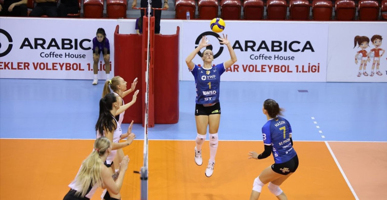 2025 Ahmet Göksu Özel Voleybol Turnuvası'nda 3. Gün Maçları Gerçekleşti