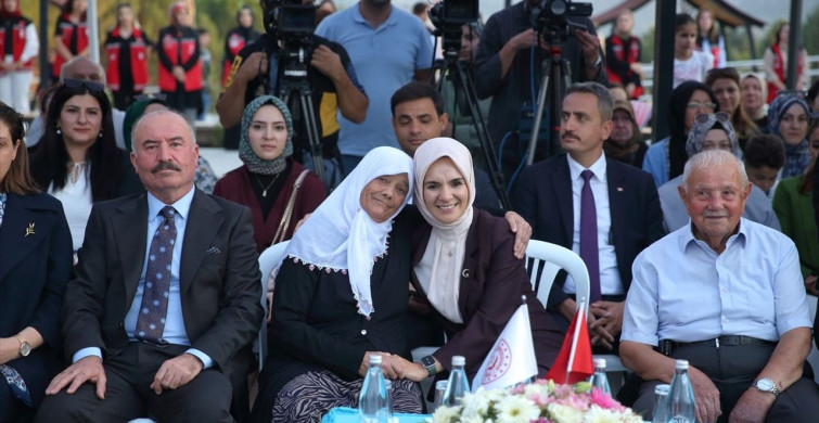 2025 Aile Yılı'nda Yaşlı Hizmetlerine Vurgu