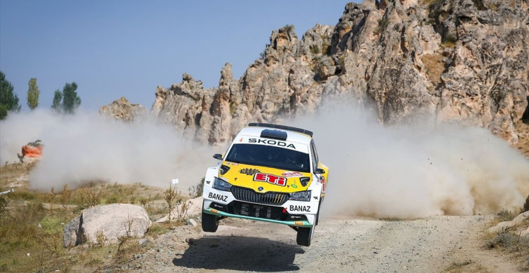 2025 Türkiye Ralli Şampiyonası: Odunpazarı ESOK Rally'nin İkinci Günü Tamamlandı