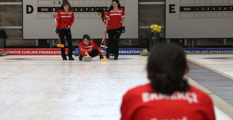 21 Yaş Altı Kadın Curling Takımı'nın A Klasman Hedefi