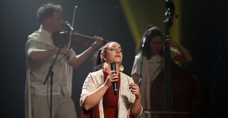 22. Uluslararası Konya Mistik Müzik Festivali'nde Rebeca Roger Cruz Konser Verdi