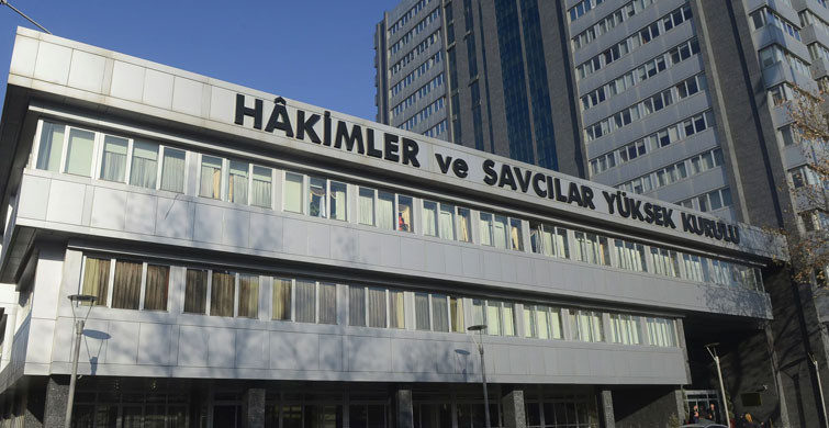 3 Bin 70 Hakim ve Savcının Görev Yeri Değiştirildi