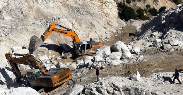 3 İşçinin Hayatını Kaybettiği Maden Kazası ile İlgili 2 Kişi Gözaltına Alındı
