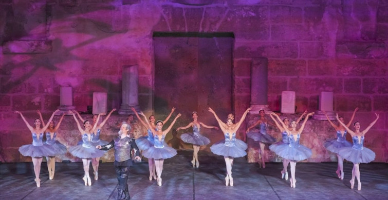 32. Uluslararası Aspendos Opera ve Bale Festivali'nde "Don Kişot" Balesi Sahnelendi