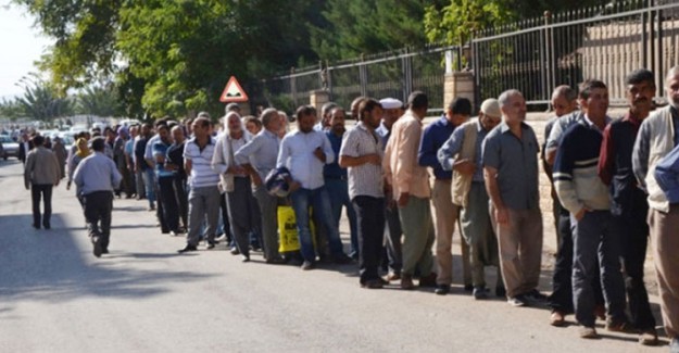 35 Kişilik İşe Bin 413 Kişi Başvurdu! Kapıda Kuyruk Oluştu