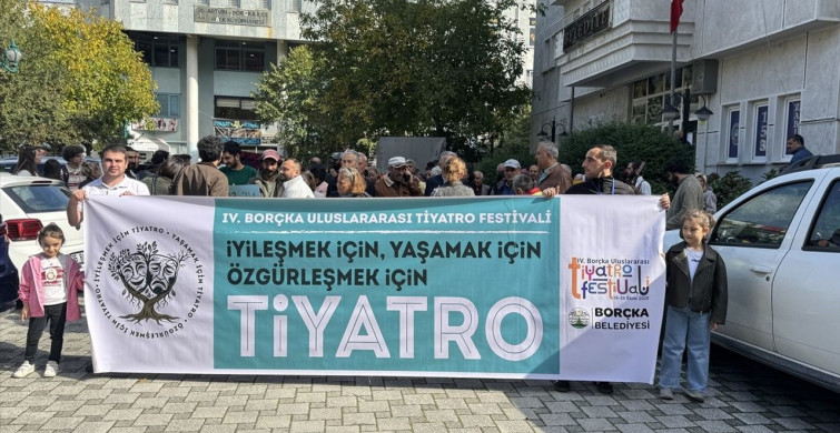4. Borçka Uluslararası Tiyatro Festivali Başladı