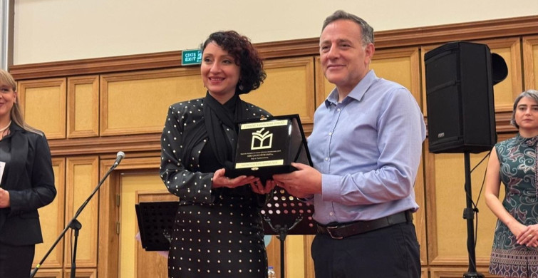 42. Uluslararası İstanbul Kitap Fuarı'nda Murathan Mungan Onur Gecesi Düzenlendi