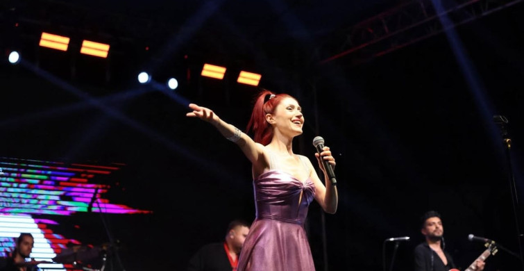48. honaz kiraz festivali muhteşem konserle final yaptı