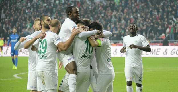 5 Gollü Karşılaşmada Kazanan Atiker Konyaspor!