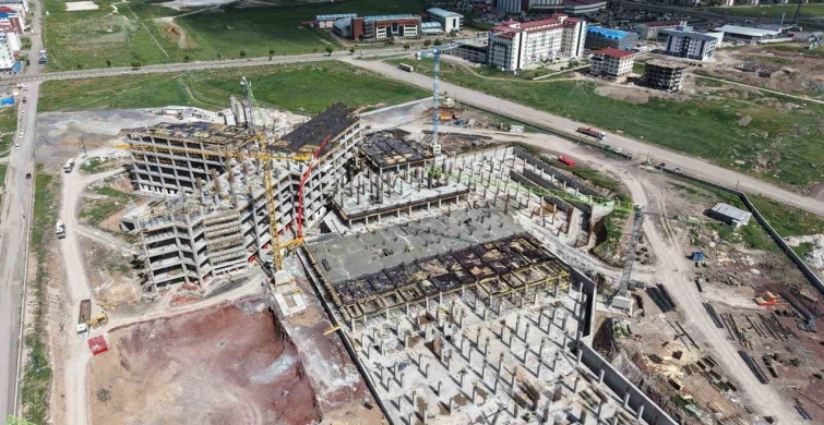 500 yataklı Kars bölge hastanesi yükseliyor: Kars sağlıkta yeni bir döneme hazırlanıyor