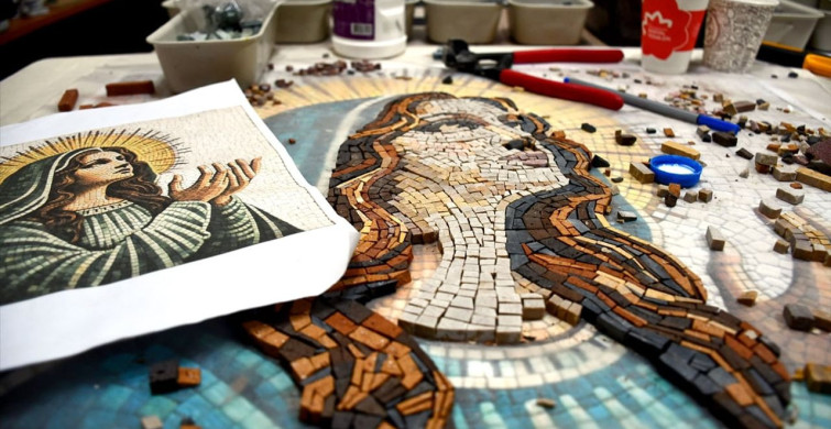 54 Yaşında Mozaik Sanatçısı: Belgin Aynur'un İlham Verici Hikayesi