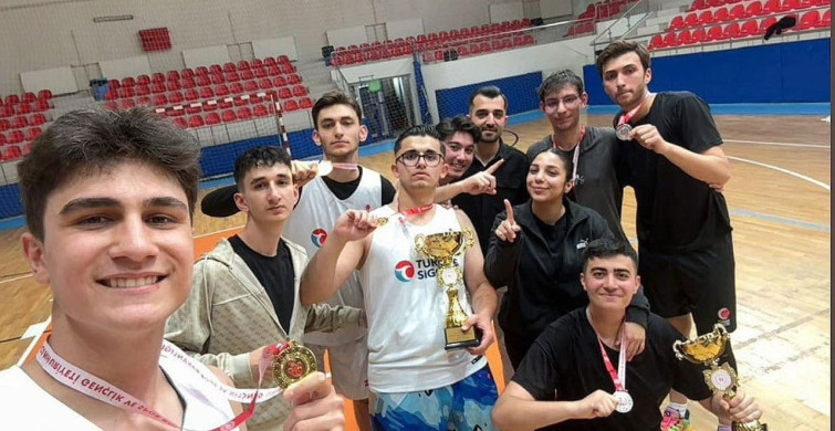 6. Sokaklar Bizim 3X3 Basketbol Turnuvası'nda Şampiyon Belli Oldu
