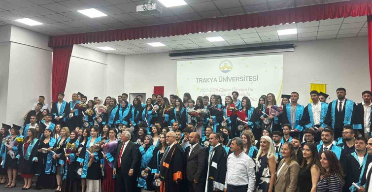 62 yaşında üniversite diploması alan cemile liman gençlere ilham oldu