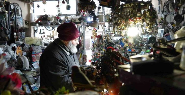 72 Yaşındaki Elektrik Ustası Dükkanını Müzeye Dönüştürdü