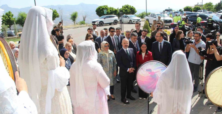 80 ilden gazi ve şehit yakınları şırnak'ta bir araya geldi