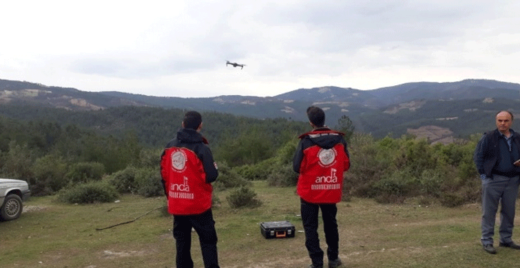  80 Kişilik Ekip Hem Havadan, Hem Karadan Arıyor