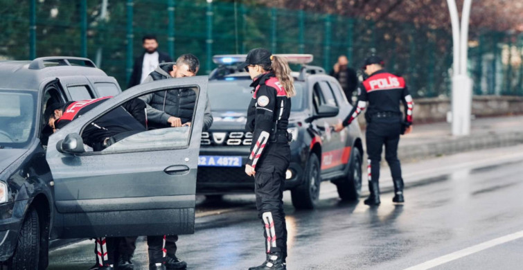 81 ilde operasyonlar devam ediyor: 4 bin 853 firari yakalandı