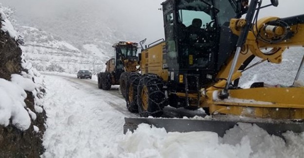 84 Köy Yolu Ulaşıma Kapandı