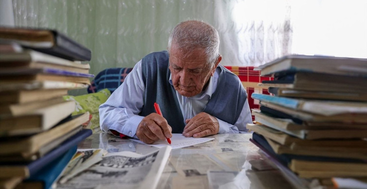 89 Yaşında Şiir Tutkusu: Edip Önal'ın Yazdığı 4000'den Fazla Şiir