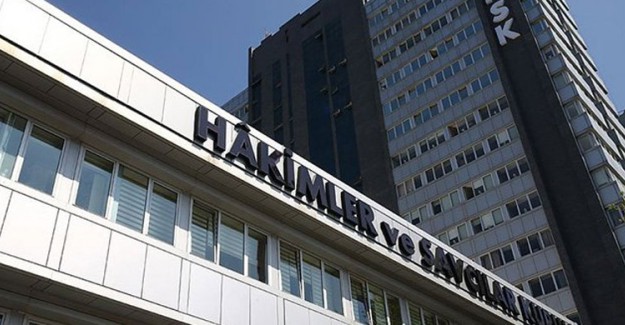 9 Hakim ve Savcı FETÖ İlişkisi Nedeniyle Görevden Uzaklaştırıldı