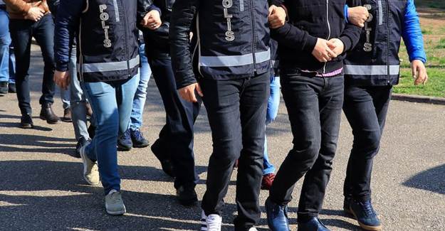 98 Muvazzaf Askere FETÖ'den Gözaltı Kararı