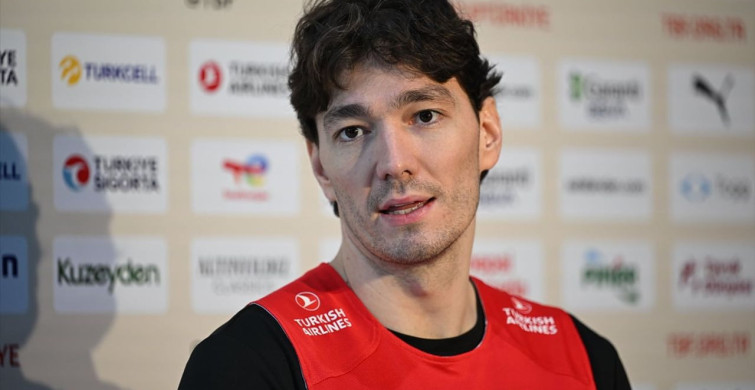 A Milli Basketbol Takımı'nda Medya Günü: Cedi Osman ve Osman Aşkın Bak Açıklamalarda Bulundu