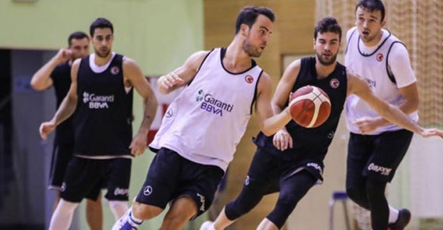 A Milli Erkek Basketbol Takımı,  FIBA 2019 Dünya Kupası Hazırlıklarını Sürdürdü 