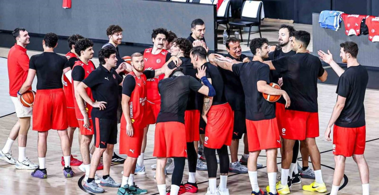 A milli erkek basketbol takımı hazırlıklarını Antalya’da sürdürecek