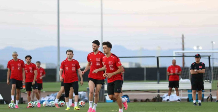 A milli futbol takımında paraguay maçının hazırlıkları başladı