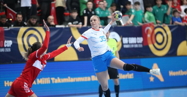 A Milli Kadın Hentbol Takımı, Çekya'ya Yenildi